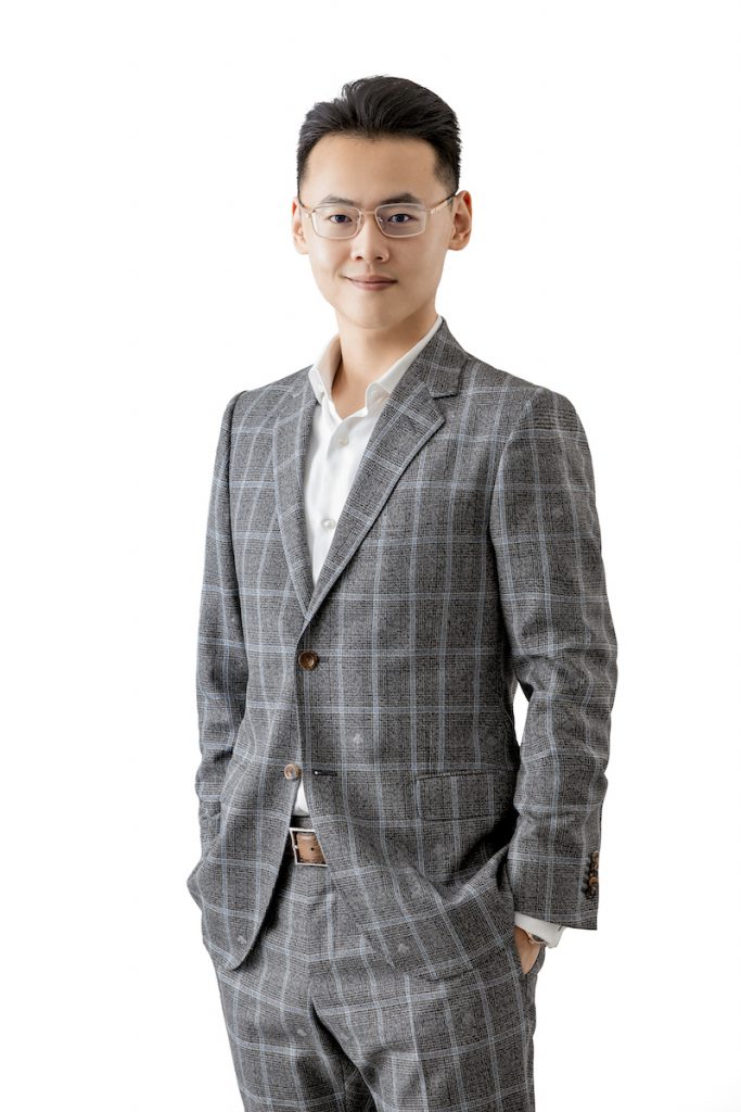  Tommy Cao