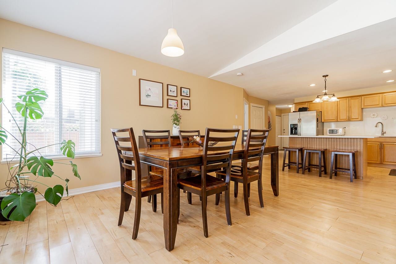 10268 167 STREET, SURREY, BC 12