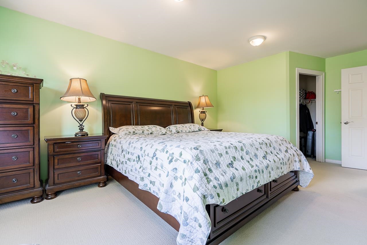 10268 167 STREET, SURREY, BC 22
