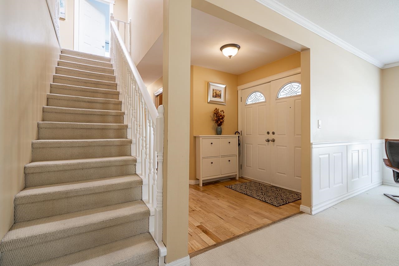 10268 167 STREET, SURREY, BC 28
