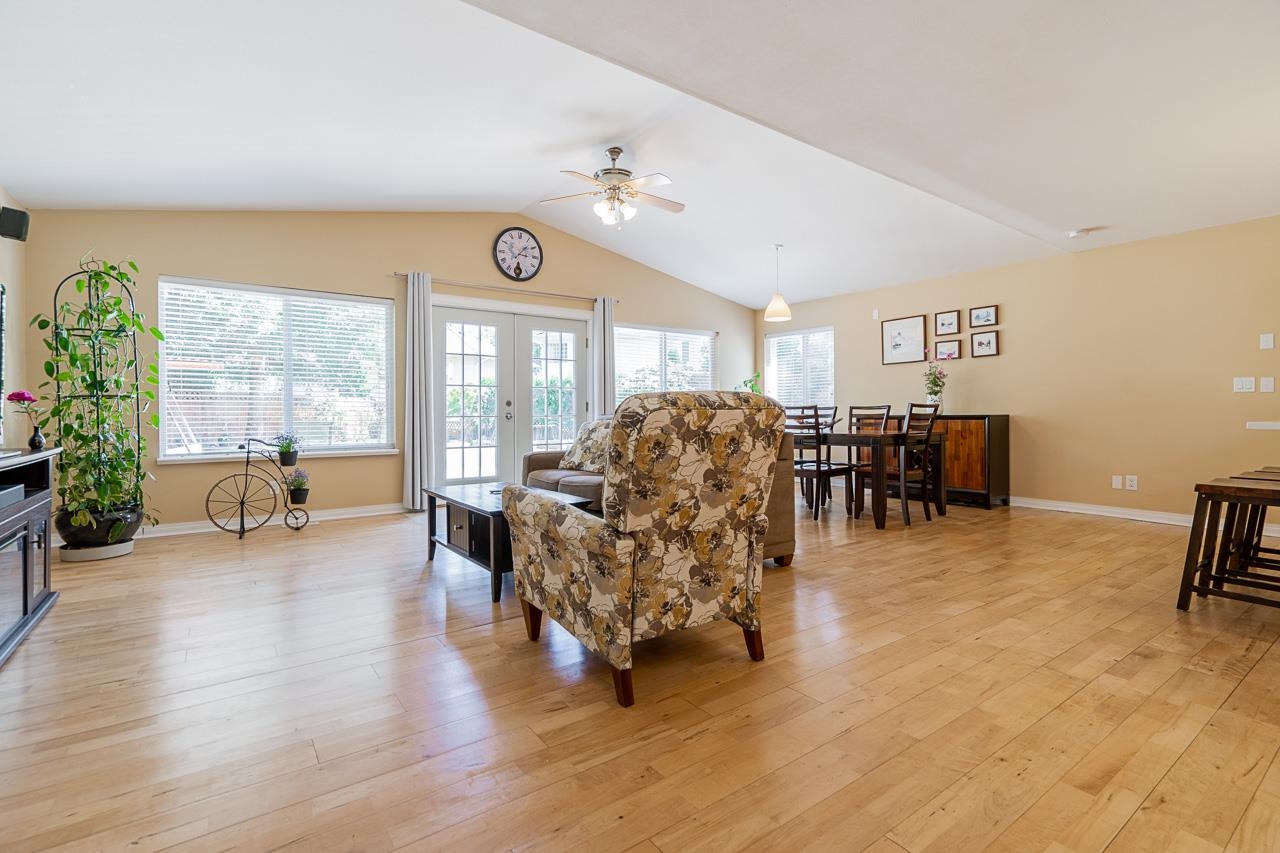 10268 167 STREET, SURREY, BC 8