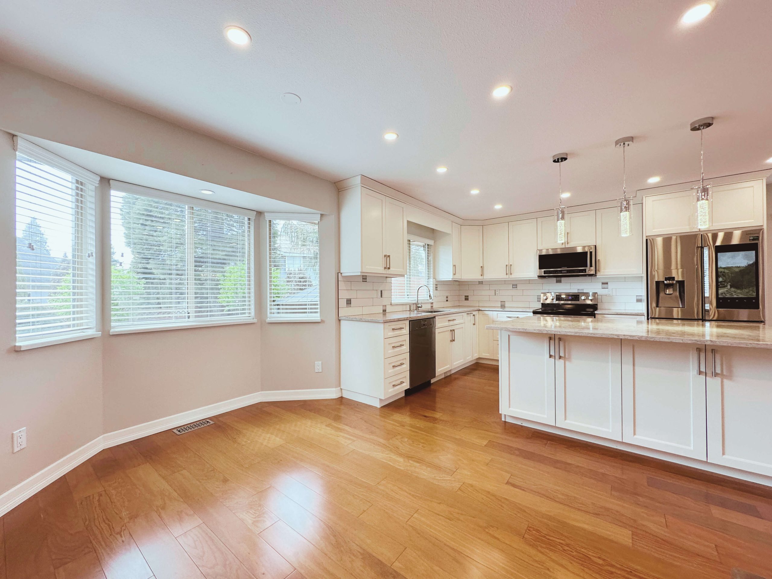 10593 164 STREET, SURREY, BC 5