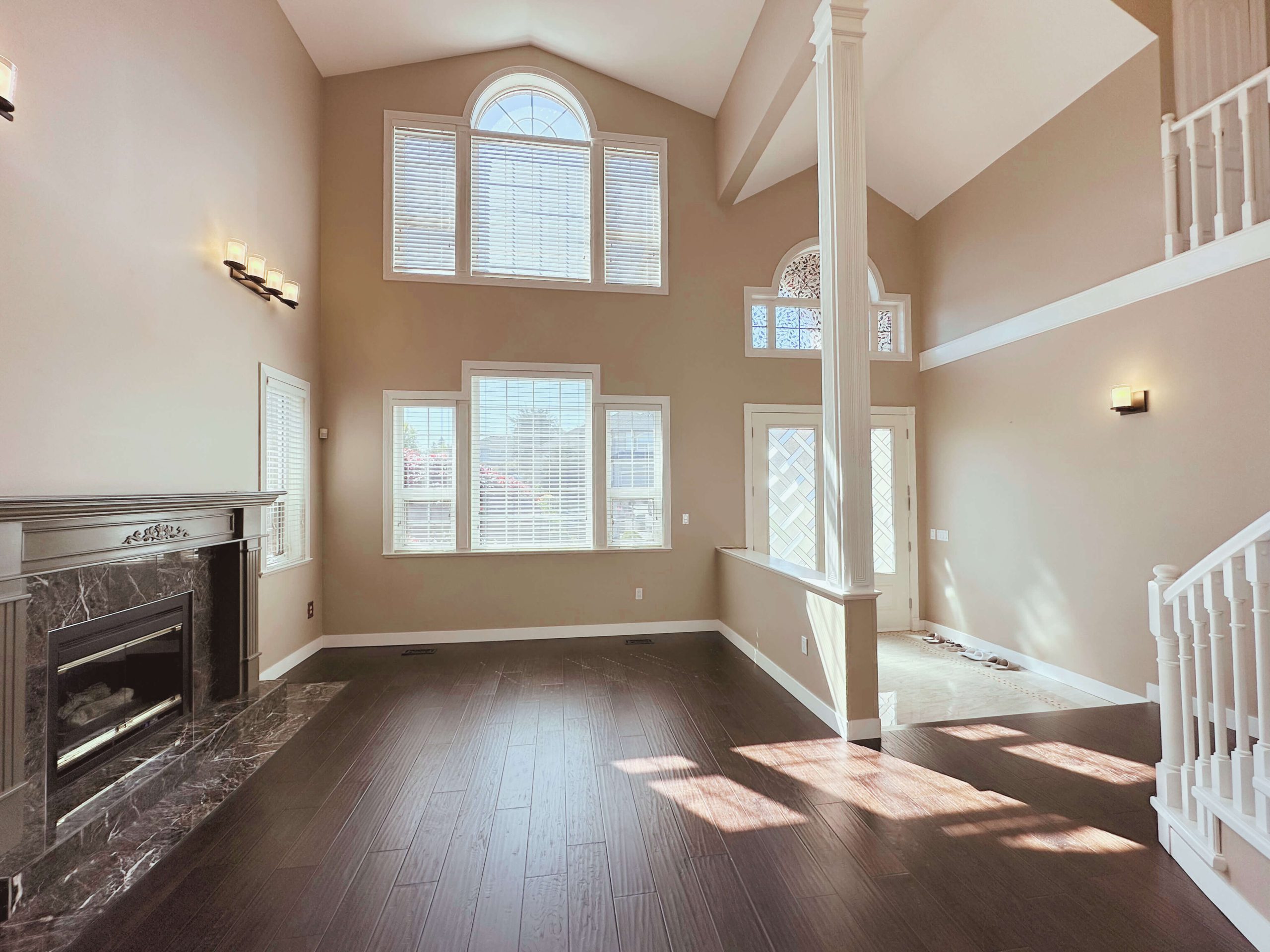 17013 104A AVENUE, SURREY, BC, 3