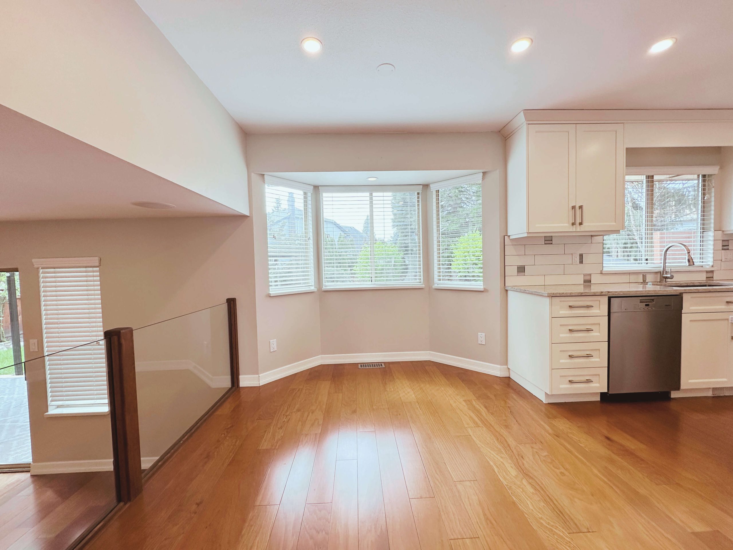 10593 164 STREET, SURREY, BC 12
