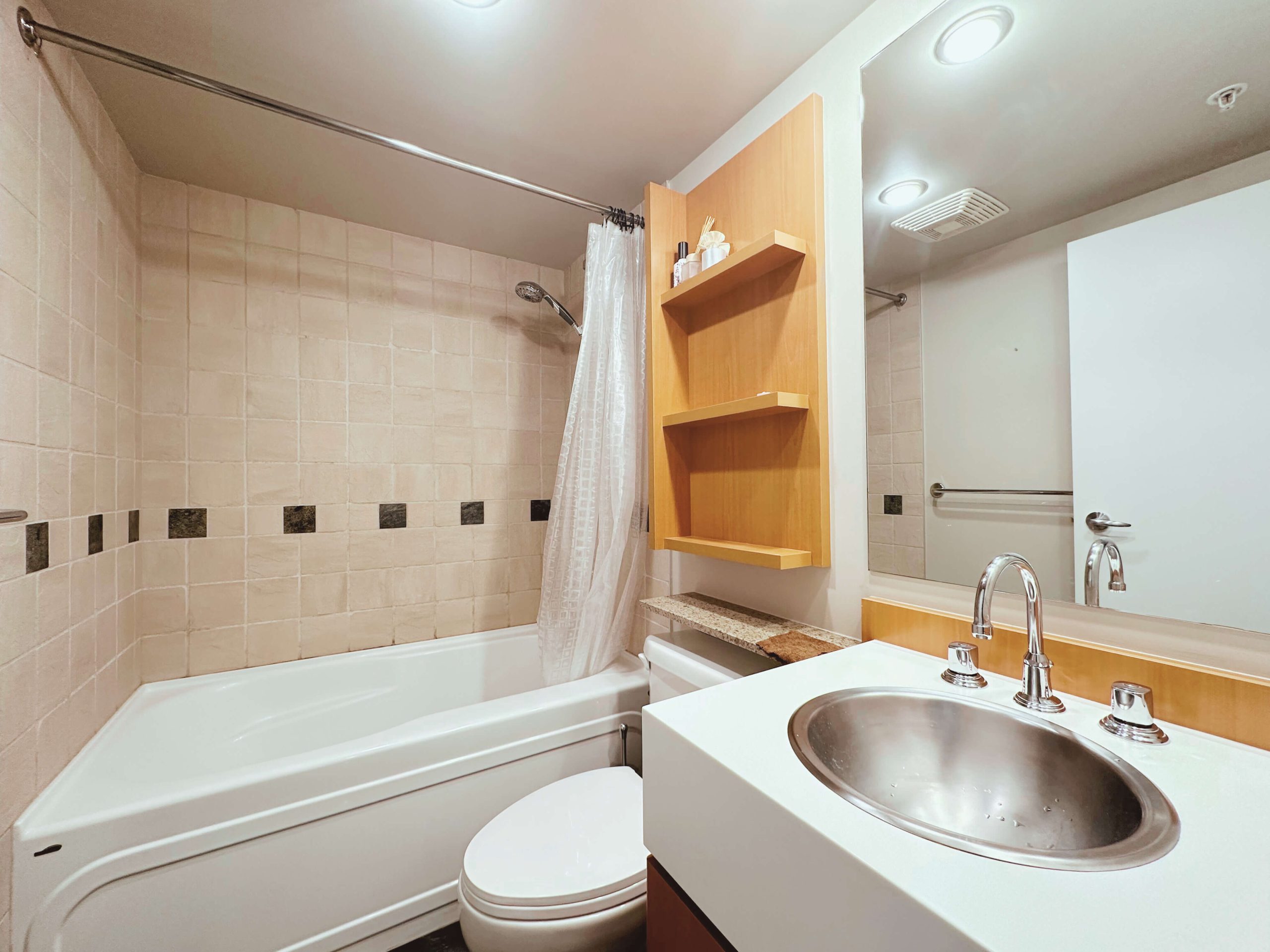 1502 1495 RICHARDS STREET, SURREY, BC 21