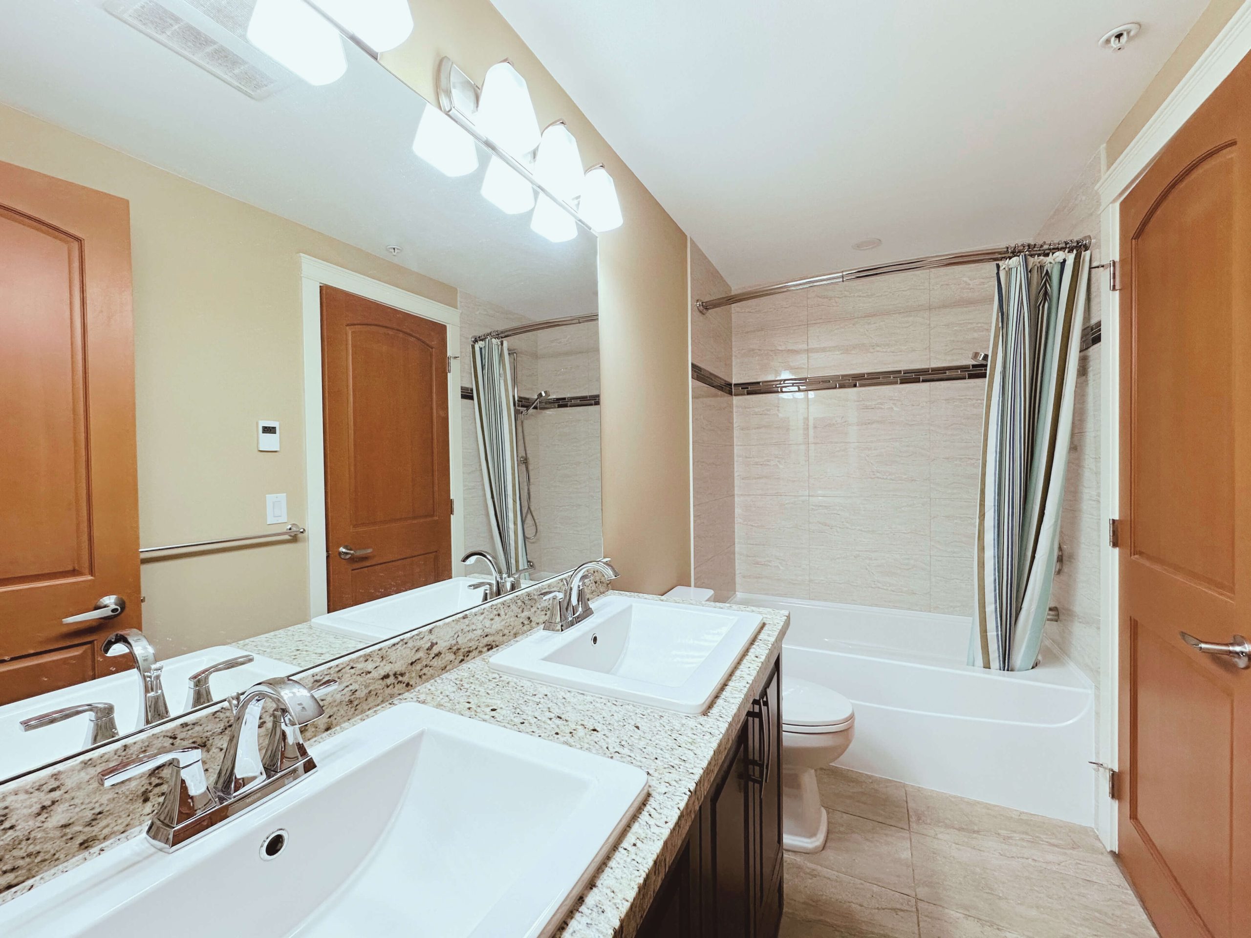 #204 32445 SIMON AVE ABBOTSFORD V2T 0G7 4