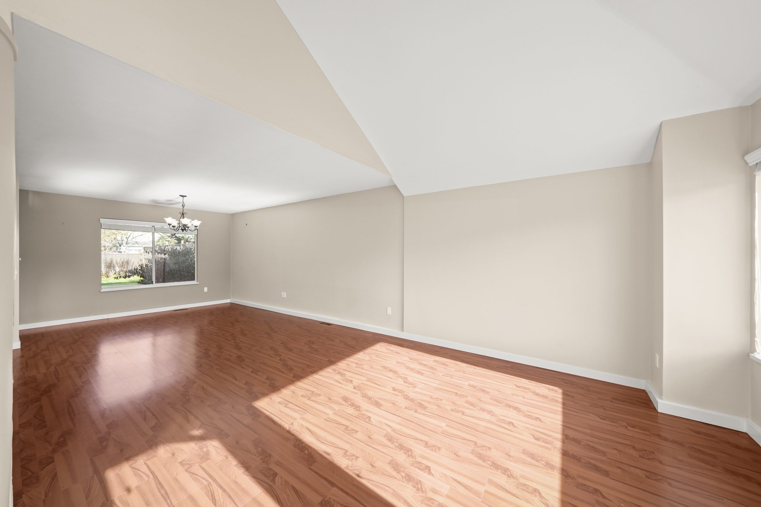 20741 51A AVENUE, LANGLEY, BC 5