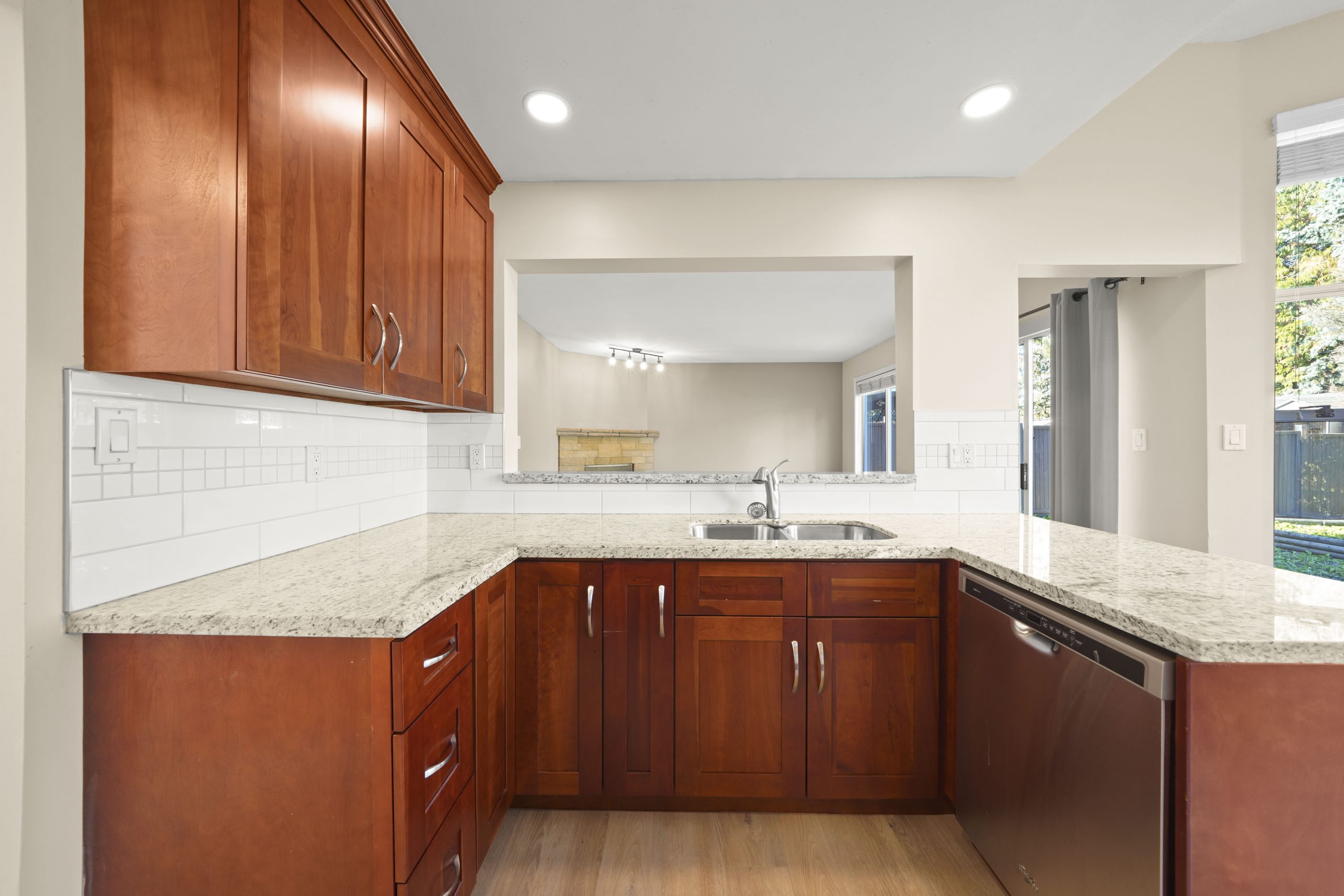 20741 51A AVENUE, LANGLEY, BC 9