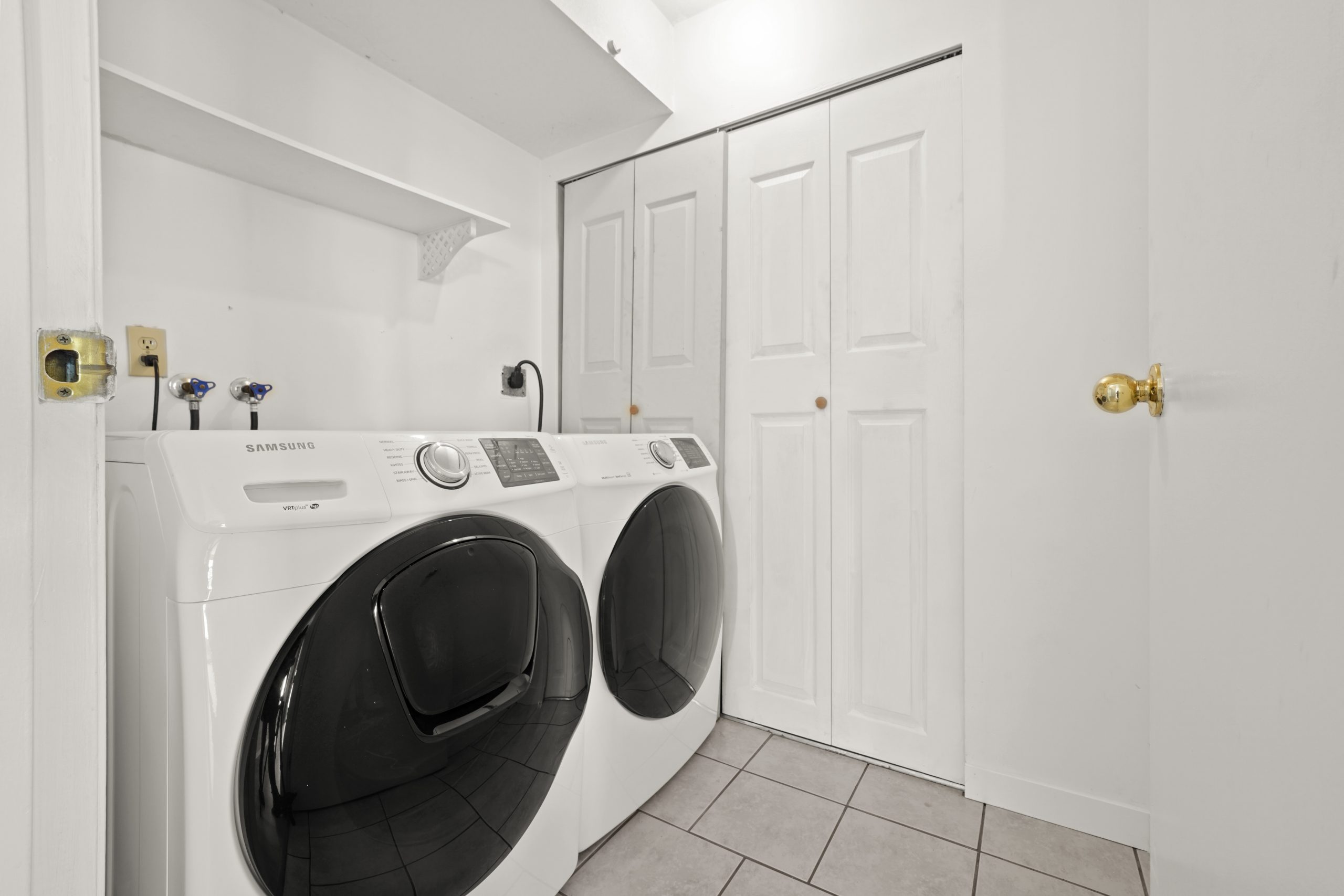 20741 51A AVENUE, LANGLEY, BC 16