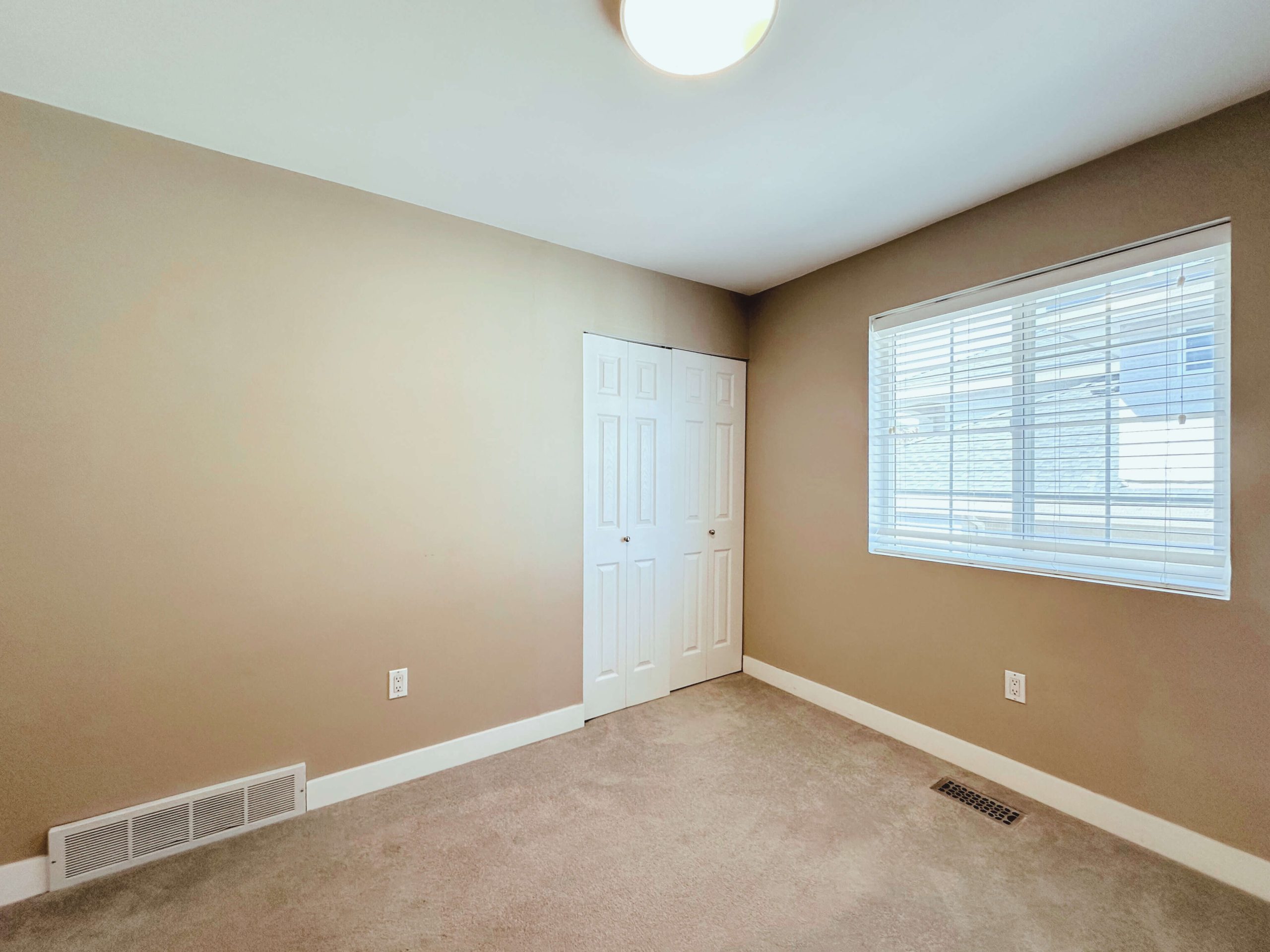 17013 104A AVENUE, SURREY, BC, 8