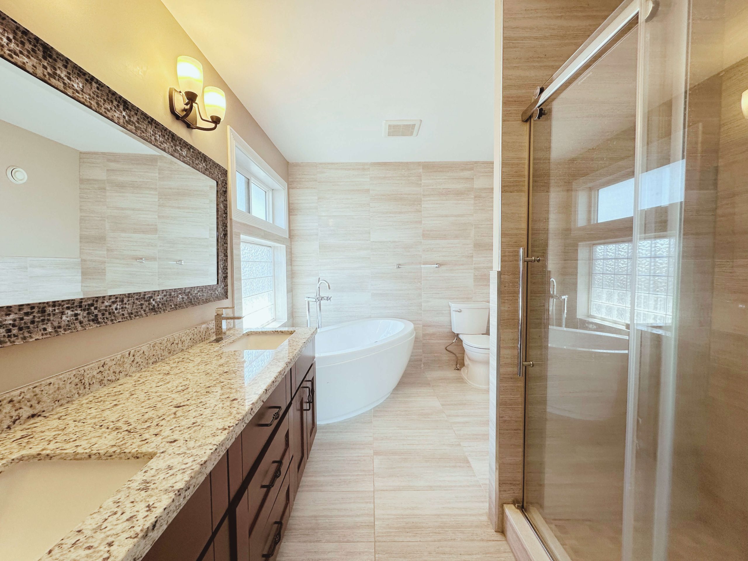 17013 104A AVENUE, SURREY, BC, 9